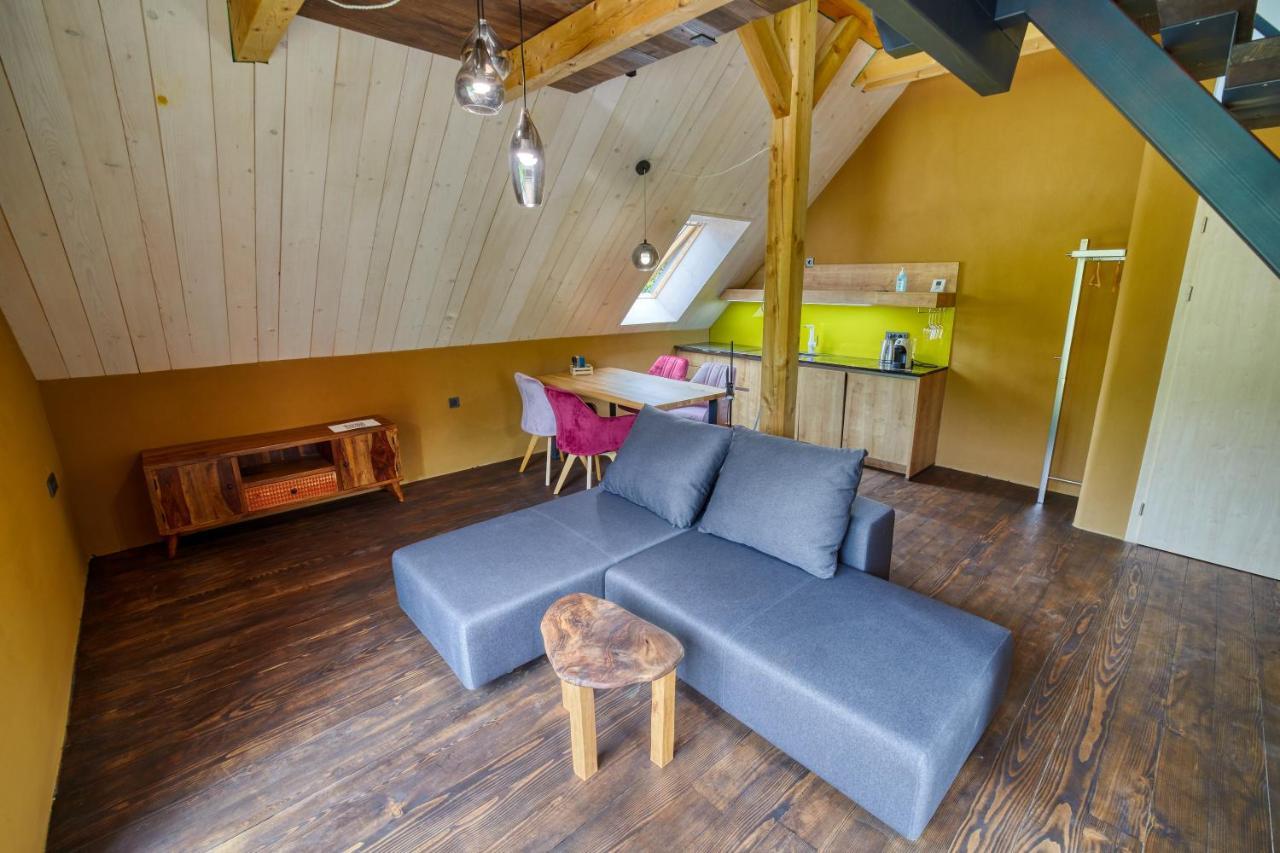 Apartamento Hisa Zdravega Oddiha Begunje pri Cerknici Exterior foto